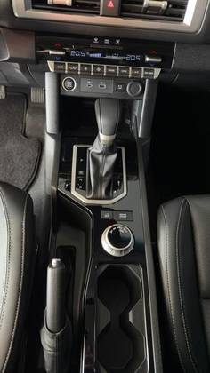MITSUBISHI TRITON 2.4 BITURBO DIESEL CD HPE-S 4X4 AUTOMÁTICO